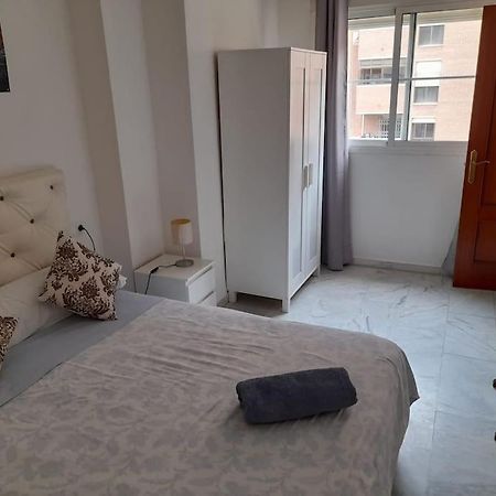 Apartmento Sostoa 2 マラガ エクステリア 写真